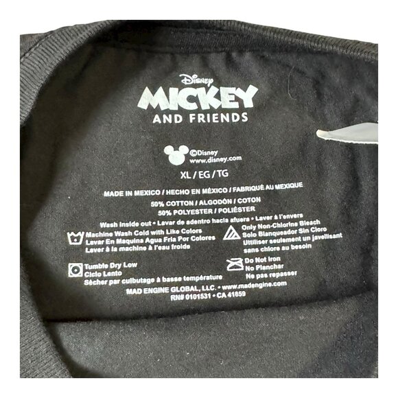 Disney Mickey Mouse Santa Christmas Tee Black XL Holiday Ugly Xmas Shirt NWT - Picture 3 of 8